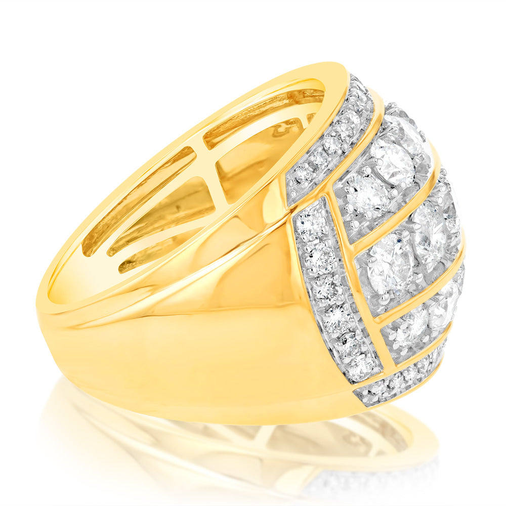 Stunning 3 Carat Diamond Ring for Gents in 10ct Yellow Gold