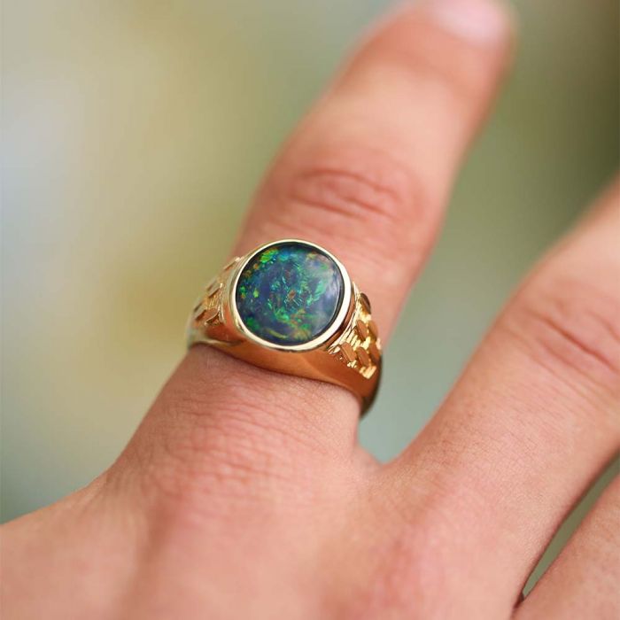 9ct Yellow Gold Gents Ring with Triplet Opal
