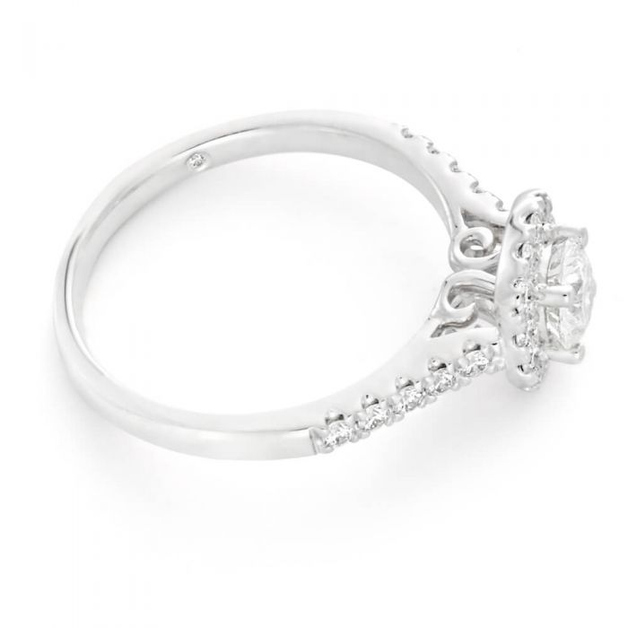 Exquisite Platinum Diamond Halo Ring with Flawless Cut