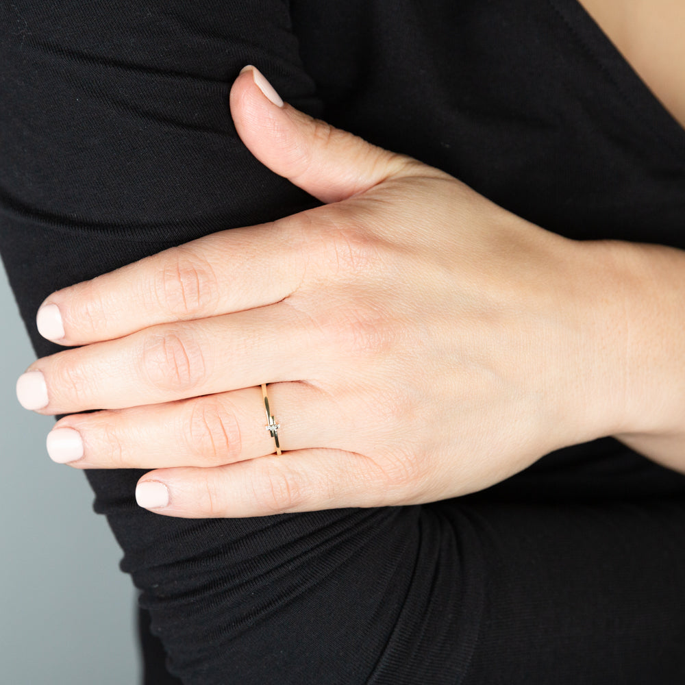 Exquisite 9ct Yellow Gold Ring with Two Brilliant Cut Diamonds