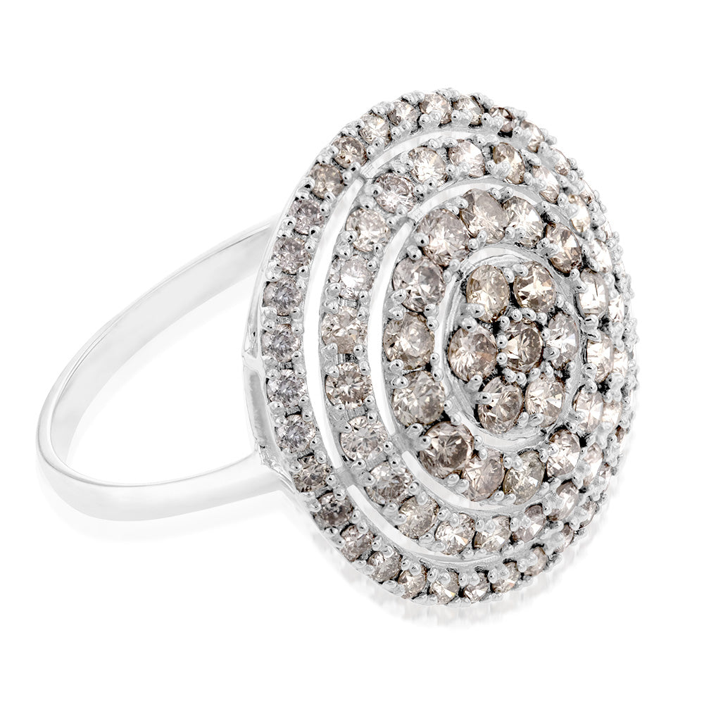Exquisite 18ct White Gold 2-Carat Round Cluster Diamond Ring