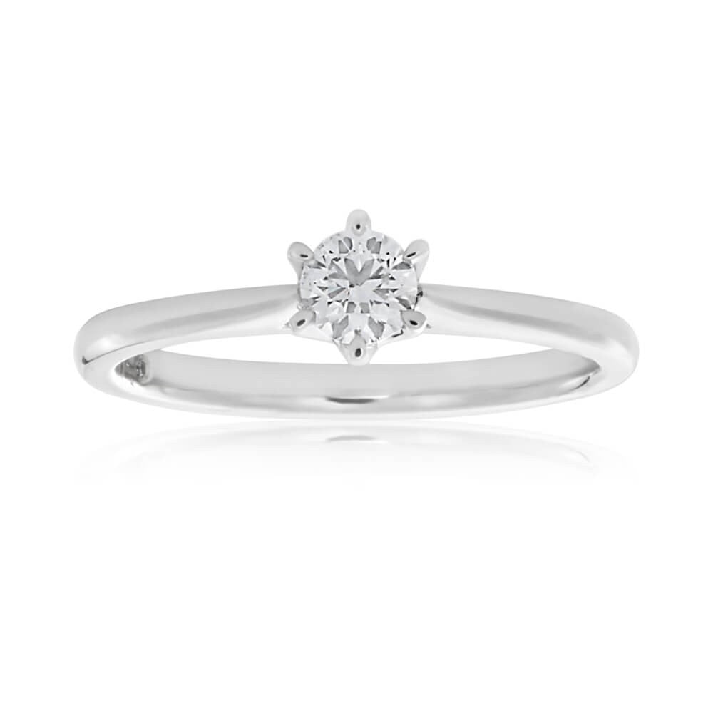 Exquisite Platinum Diamond Ring with Flawless Cut and Heart-Arrow Pattern