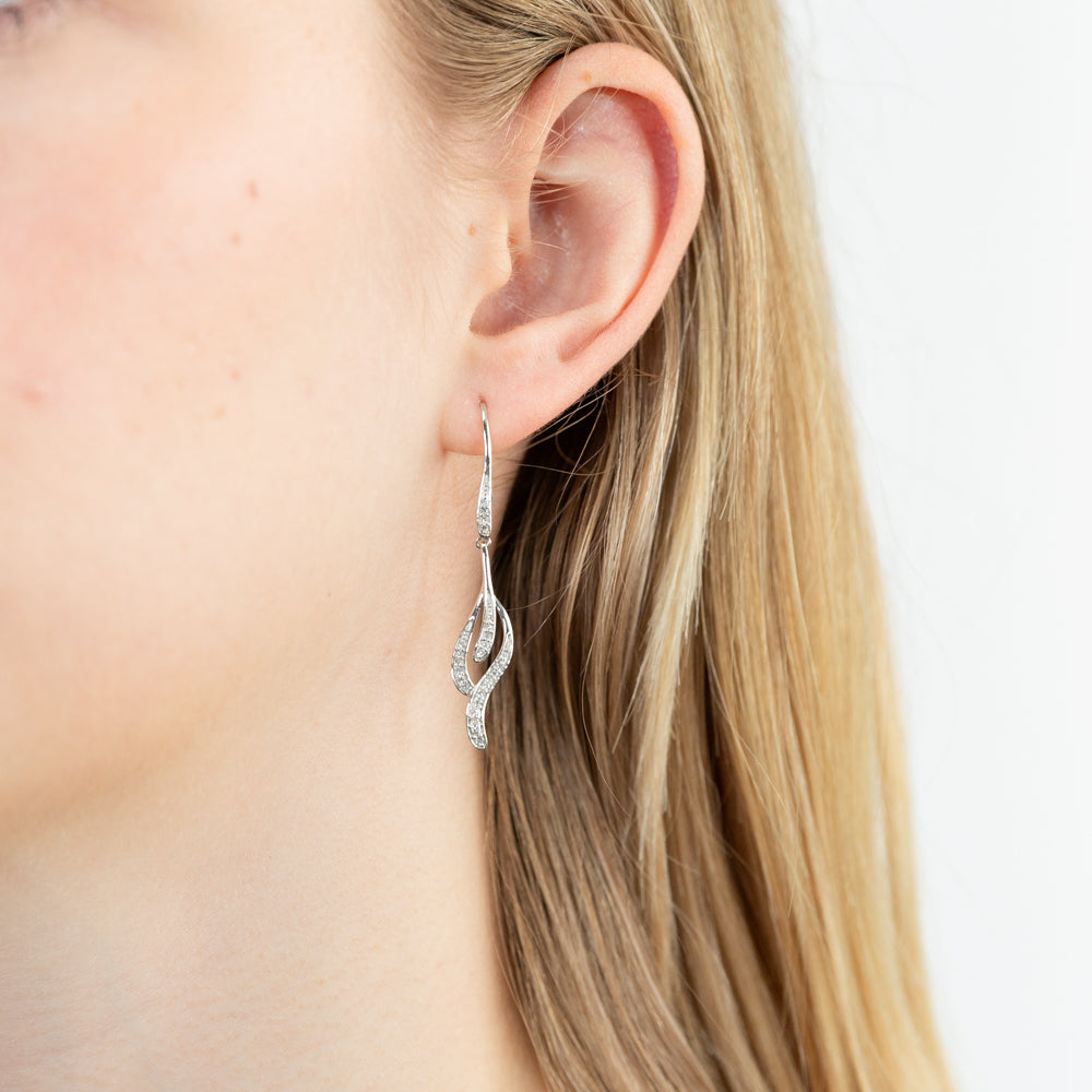Exquisite 9ct Superb White Gold Diamond Drop Flutter Earrings - A Perfect Jewelry Piece