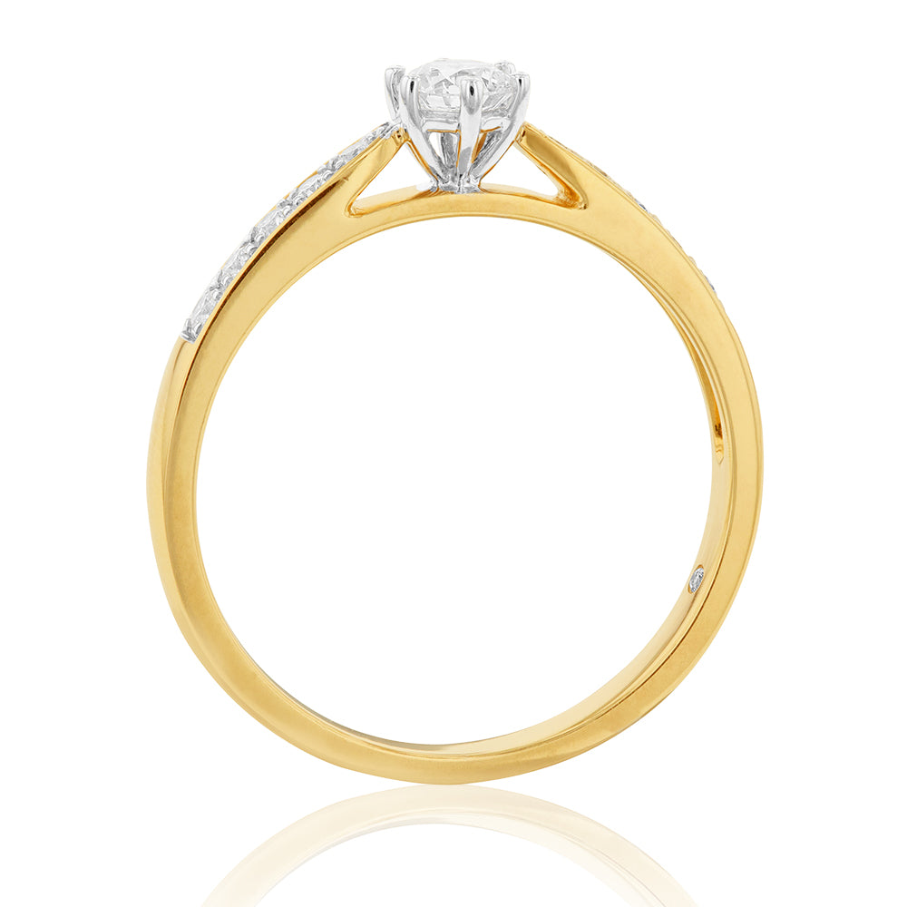 Exquisite 18ct Yellow Gold Engagement and Special Occasion Ring Adorned with 3/8 Carat of Perfectly Cut Diamonds