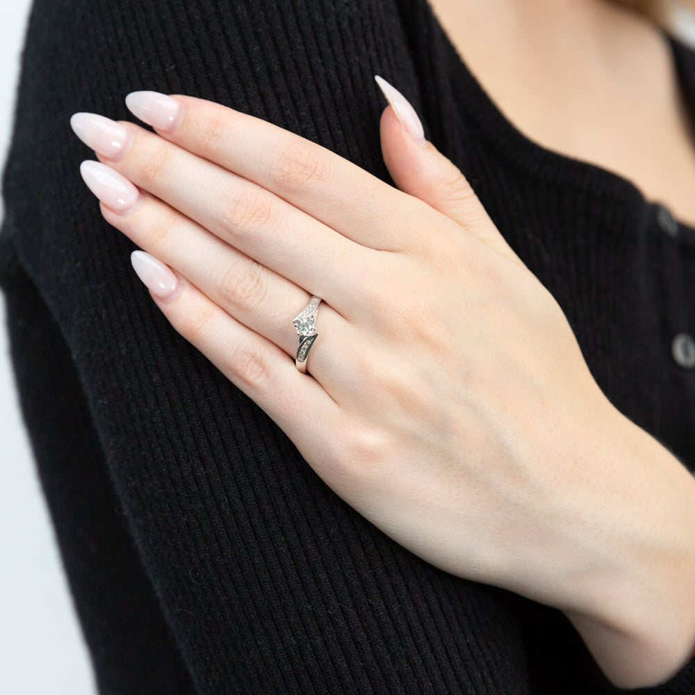 Stunning 1/2 Carat Diamond Engagement Ring in 18ct White Gold