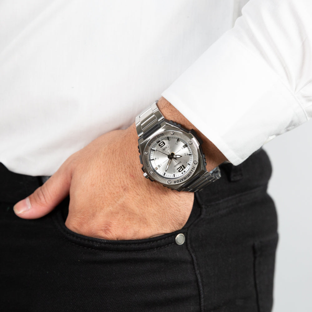 Casio Stylish Stainless Steel MWA100HD - 7AV Men's Wristwatch with White Dial