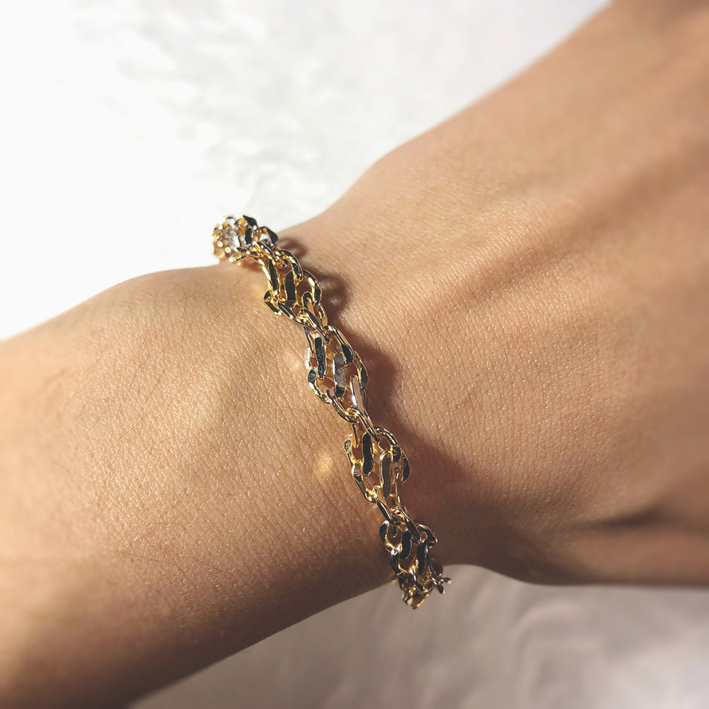19cm 9ct Two-Tone Gold Filled Singapore Link Bracelet with Elegant Design