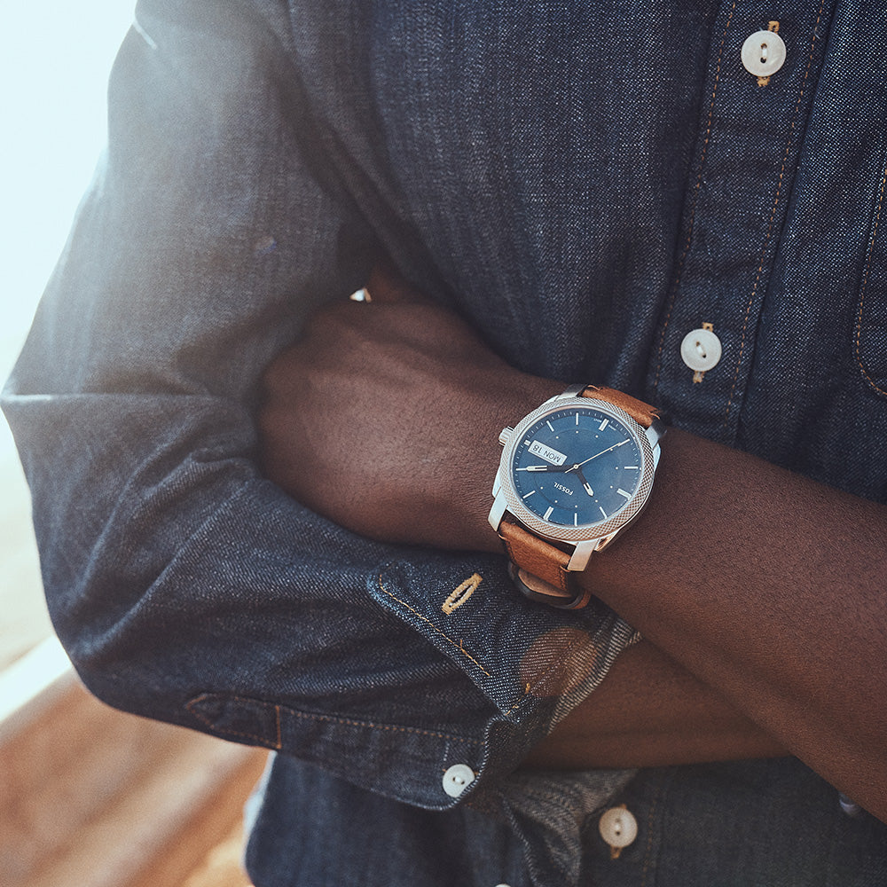 Stylish Fossil Machine FS5900 Men's Watch with Brown Leather Band