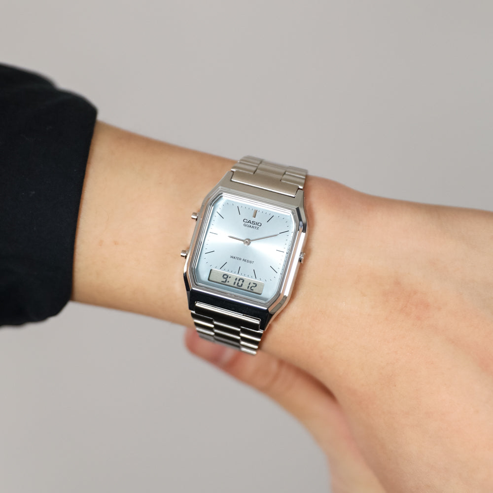 Classic and Functional Casio Vintage AQ230A-2A1 Watch with Dual Display