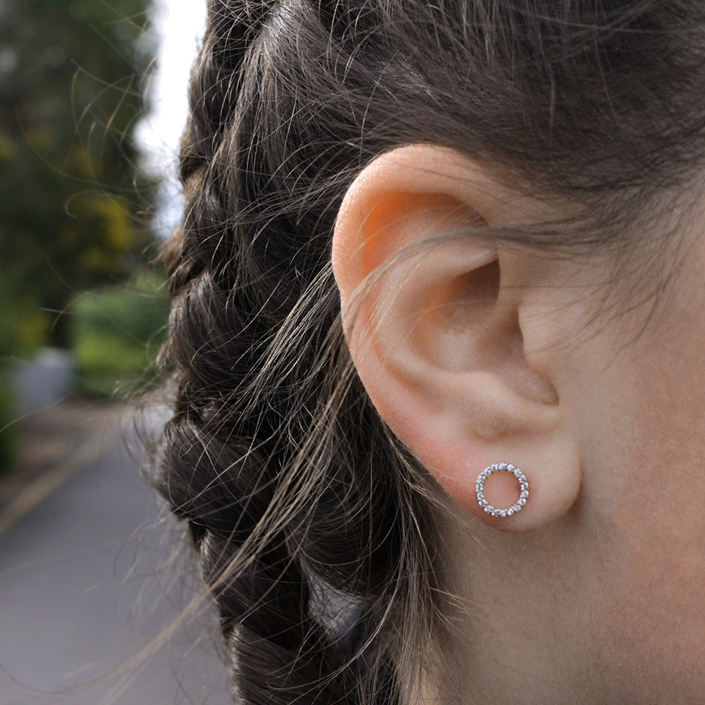 Gorgeous 9ct Yellow Gold Studs with Zirconia Circles
