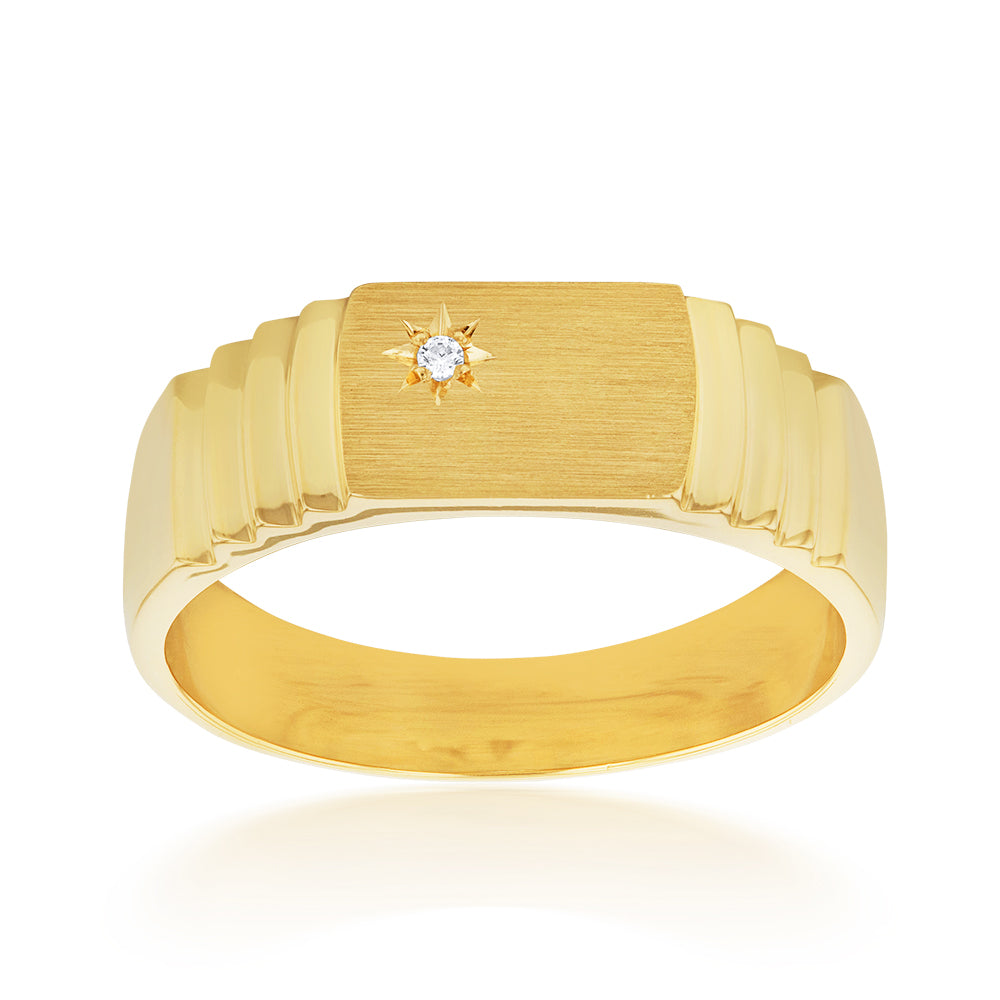 Gents' 9-carat Yellow Gold Signet Ring with a Shimmering Zirconia for a Luxurious Look