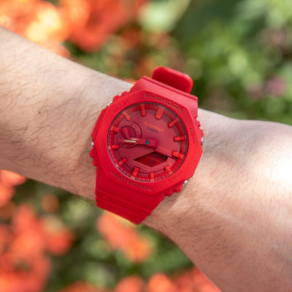 Stylish G-Shock GA2100-4A 'CasiOak' Wristwatch in Striking Vibrant Red