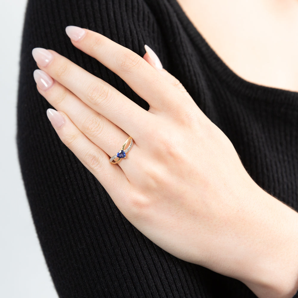 Exquisite 9ct Yellow Gold Ring with Lab - Created Sapphires and Real Diamonds