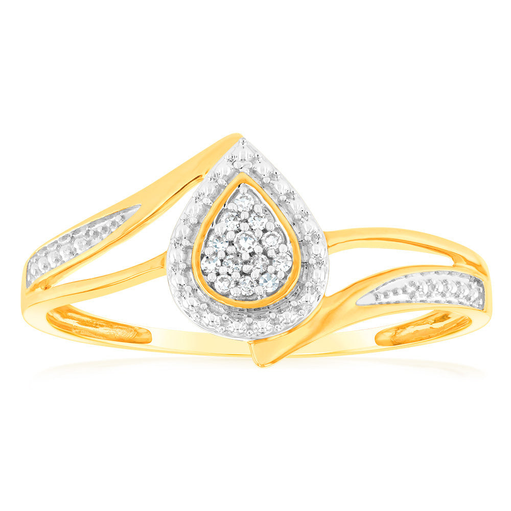 Stunning 9ct Yellow Gold Ring with 13 Diamonds for Women