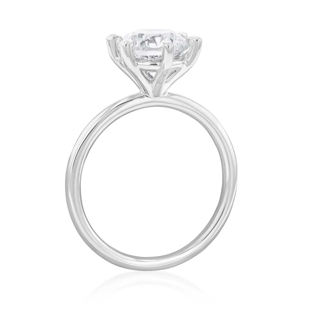 Exquisite 18ct White Gold Ring with 2.00 Carat Brilliant Cut GH SI Diamond Solitaire