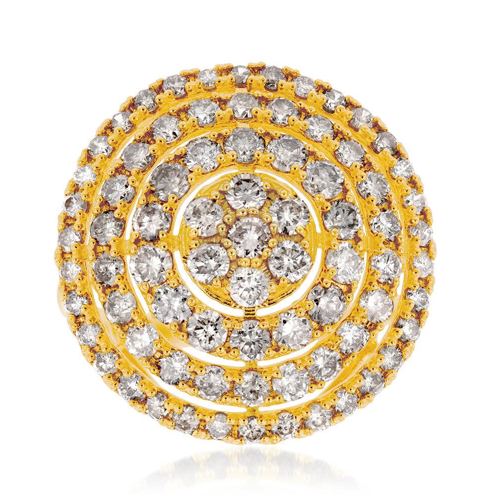 Exquisite 18-carat Yellow Gold Cluster Ring Featuring 2 Carats of Round-shaped Diamonds