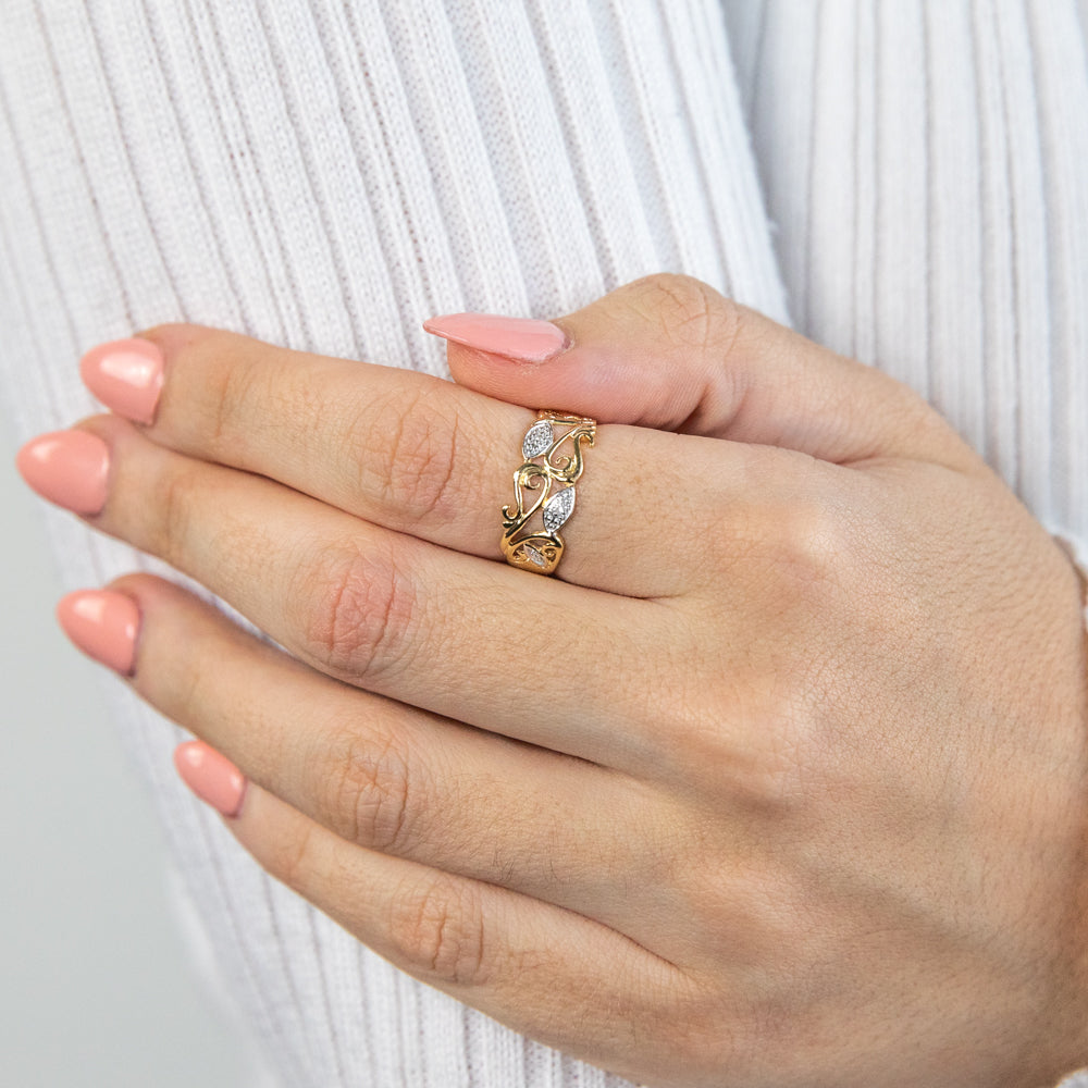 Exquisite 9ct Yellow Gold Beaded Diamond Dress Ring for a Stunning Look