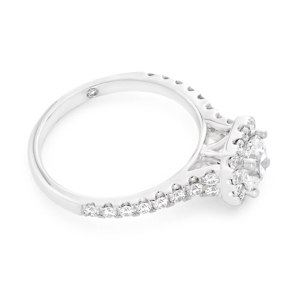 Exquisite Flawless Cut Diamonds with Total Weight of 1.30 - 1.39 Carats