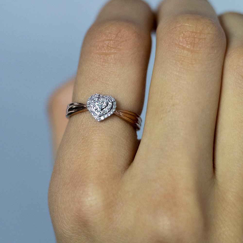 Exquisite 9ct Rose Gold 0.10 Carat Heart - Shaped Diamond Ring with 39 Sparkling Diamonds