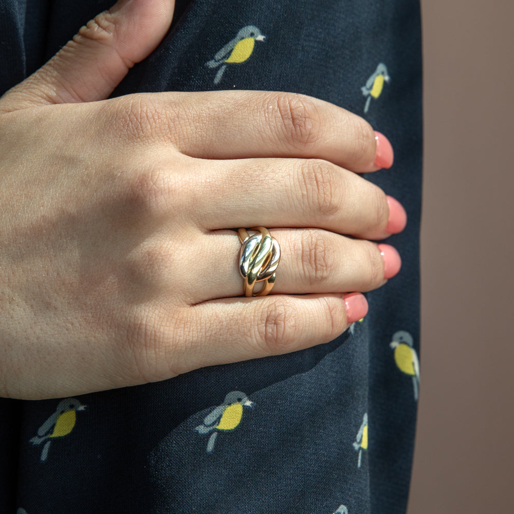 Stunning 9ct Multi - Colored Twisted Gold Ring for Everyday Wear