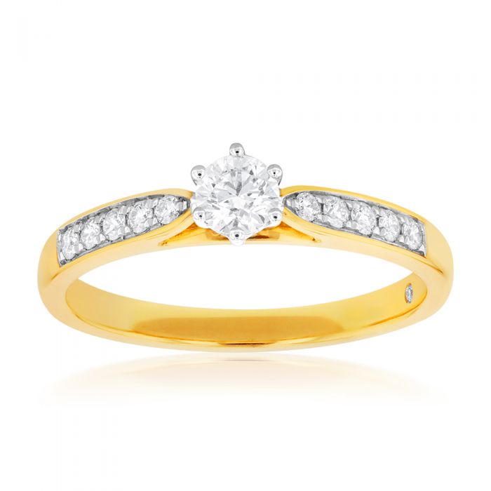 Exquisite 18ct Yellow Gold Engagement and Special Occasion Ring Adorned with 3/8 Carat of Perfectly Cut Diamonds
