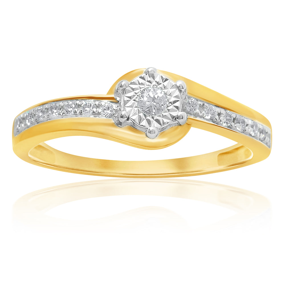 Exquisite 9 Carat Yellow Gold Solitaire Engagement Ring Adorned with Approximately 1/6 Carat of Sparkling Diamonds