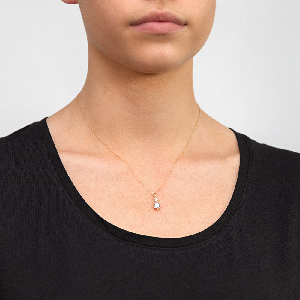 9ct Yellow Gold Twin Cubic Zirconia Pendant with a 45cm Chain, a Stunning Jewelry Piece