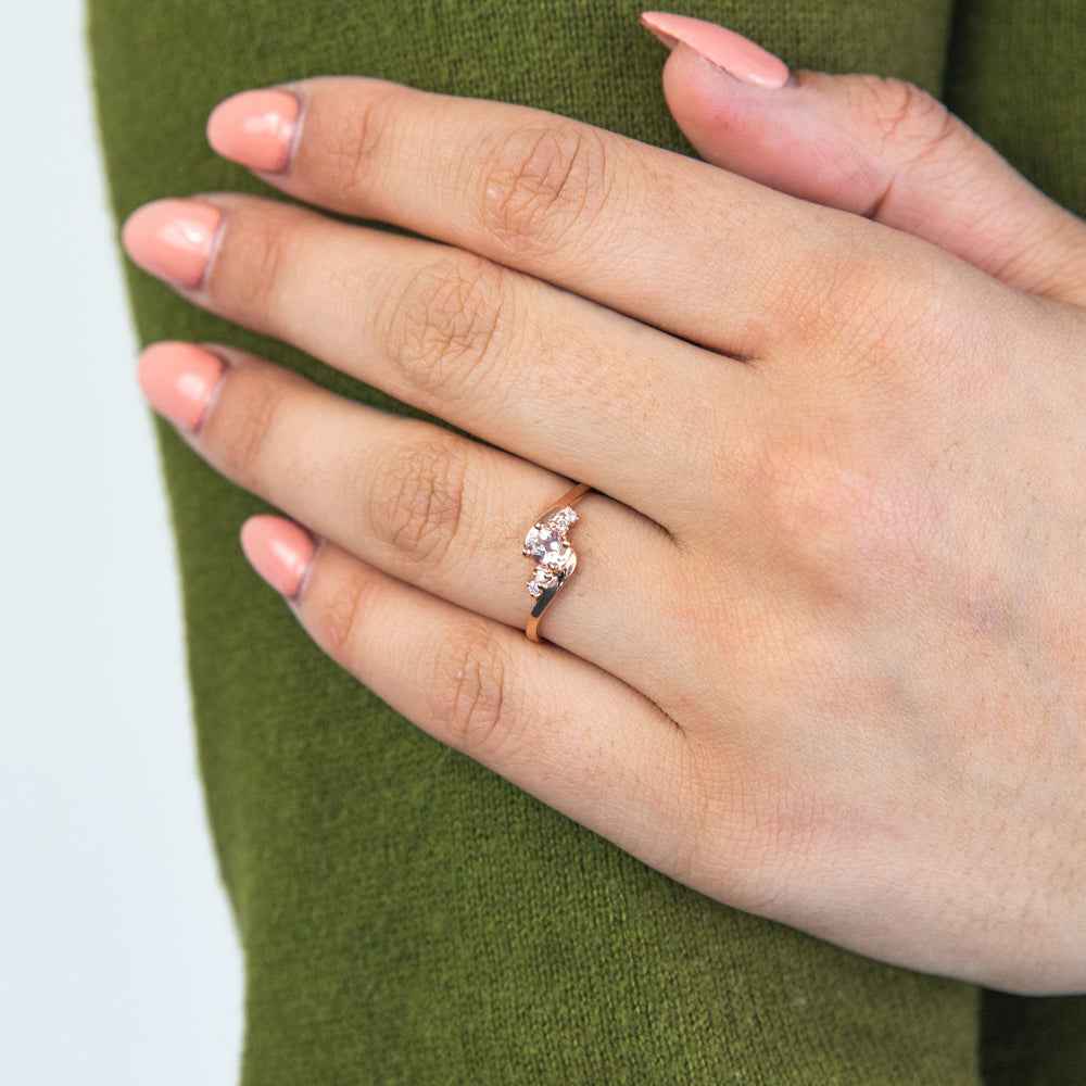 Exquisite 9ct Rose Gold Oval Ring with Morganite and Zirconia (Resizable 1 - 2 Sizes)