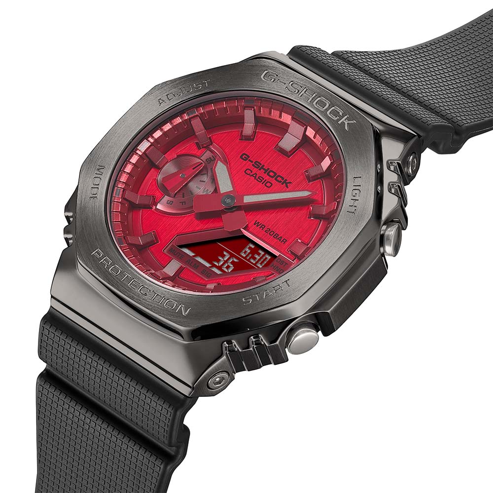 G-Shock GM2100B-4 'CasiOak' Metal-Covered Men's Digital-Analog Watch