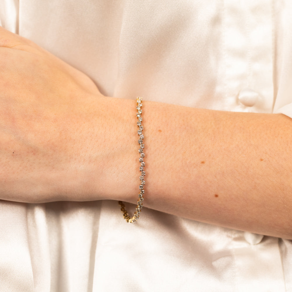 Stunning 2 Carat Diamond Tennis Bracelet Crafted in 10ct Yellow Gold