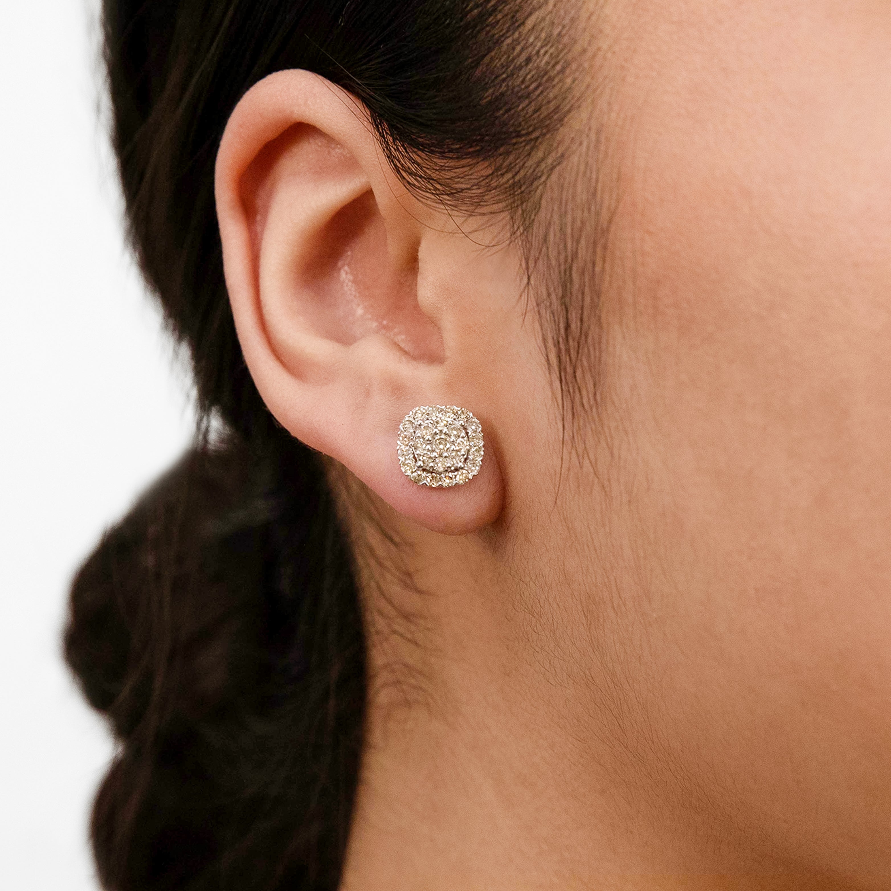 1 Carat 9ct White Gold Diamond Cluster Stud Earrings with 50 Sparkling Brilliant Cut Diamonds