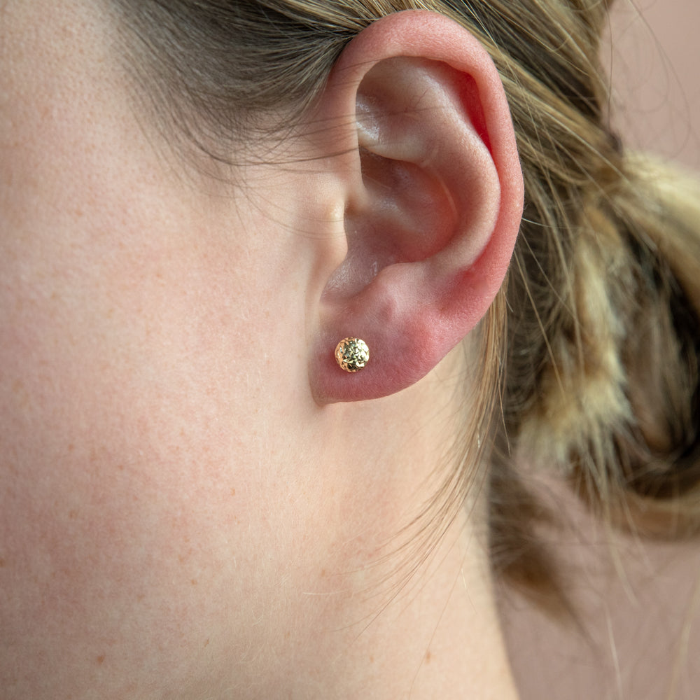 Stylish 9 Carat Yellow Gold Textured Stud Earrings with a 5.5mm Size