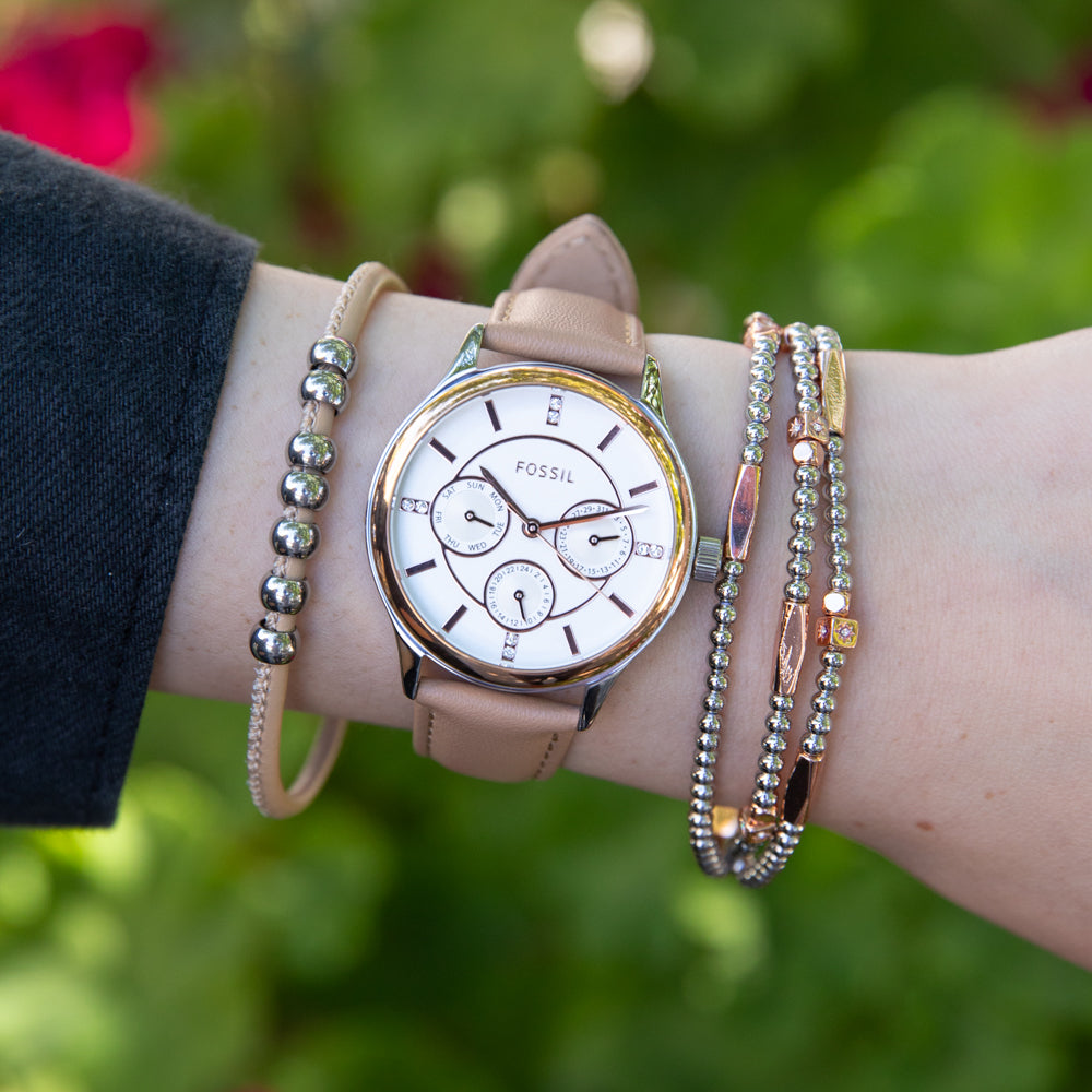 Fossil BQ3417SET Modern and Elegant Multifunctional Ladies Watch and Bracelet Gift Set