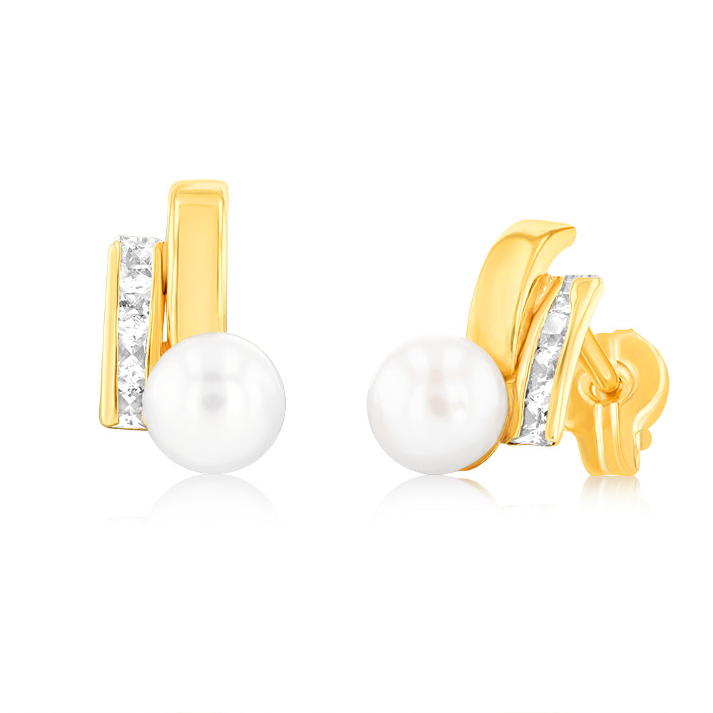 9ct Yellow Gold Stud Earrings Featuring Zirconia and Freshwater Pearls in a Two - Band Design