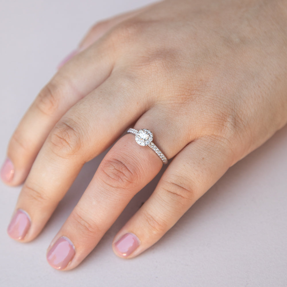 18ct White Gold 3/8 Carat Flawless Halo Engagement Ring with Sparkling Design