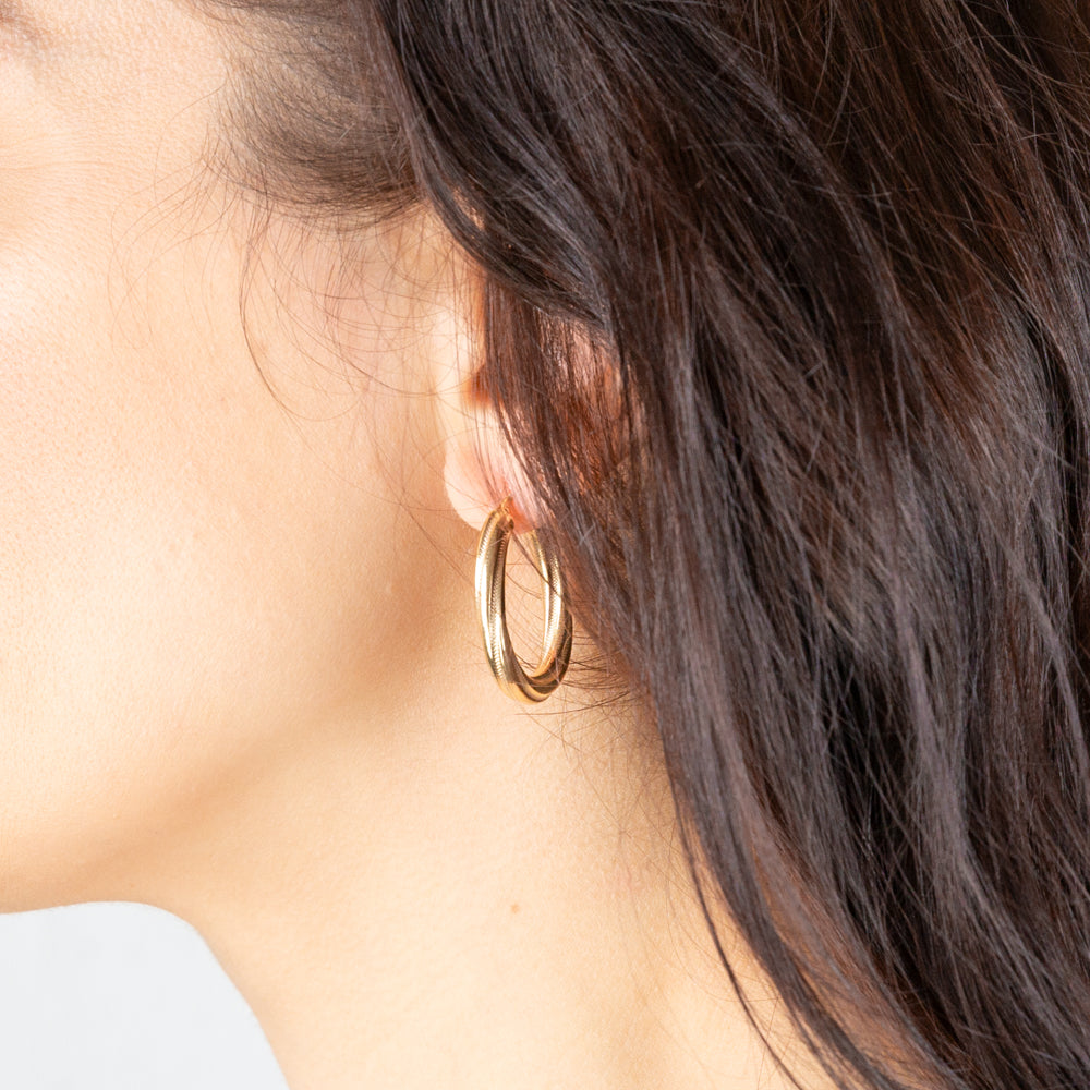 Stylish 9ct Yellow Gold Twisted Design Hoop Earrings for Fashionable Wear