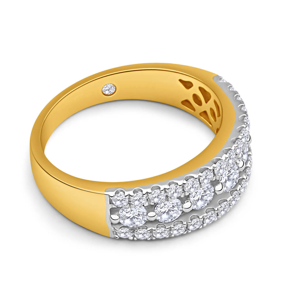 18ct Yellow Gold Flawless Cut Diamond Ring with 1.00 - 1.09CT Total Weight