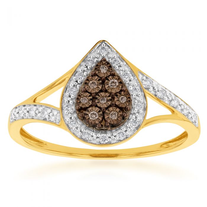 Exquisite 9ct Yellow Gold Ring with Western Australian and White Diamonds