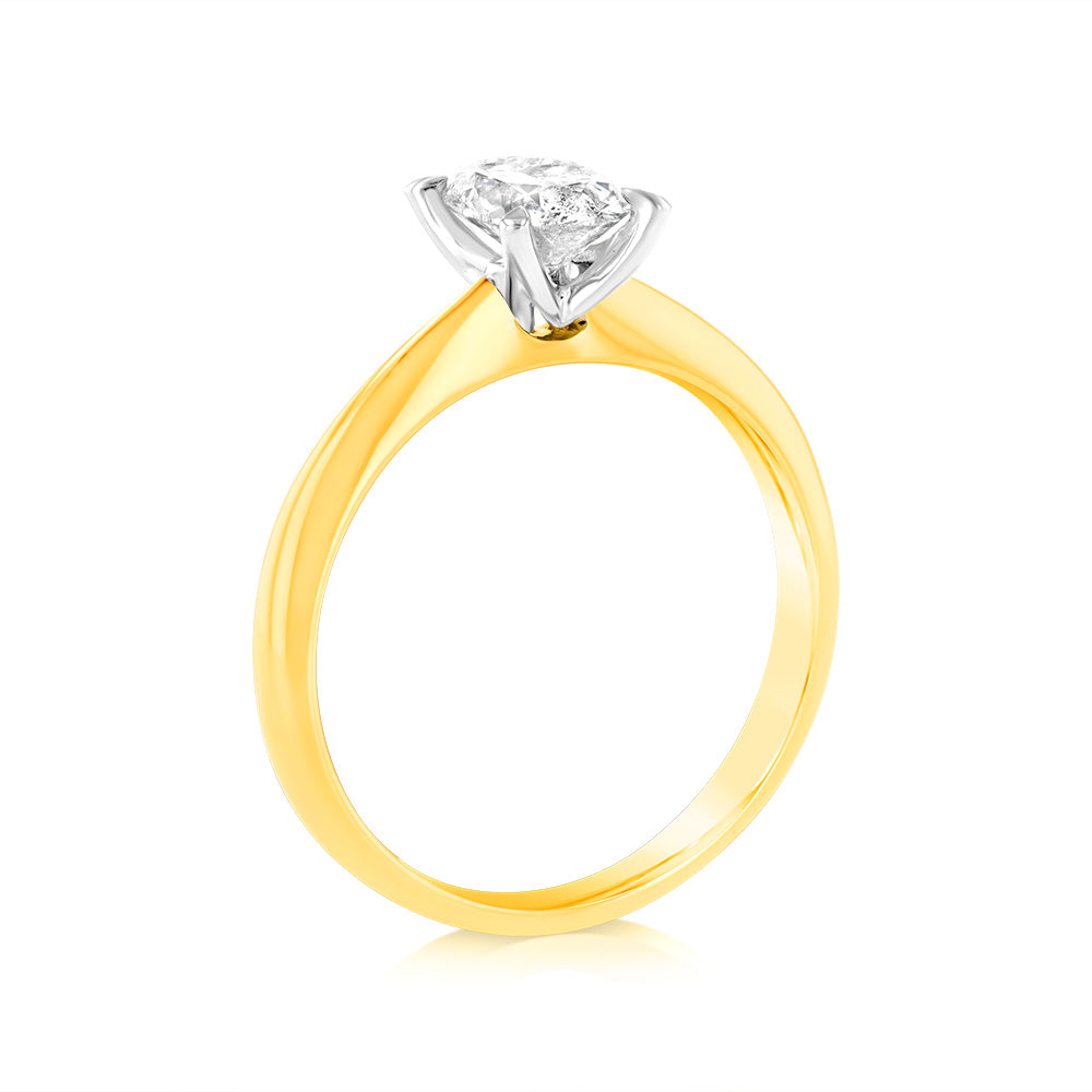 Stunning 18ct Yellow Gold Ring Featuring a 1 Carat Oval Diamond