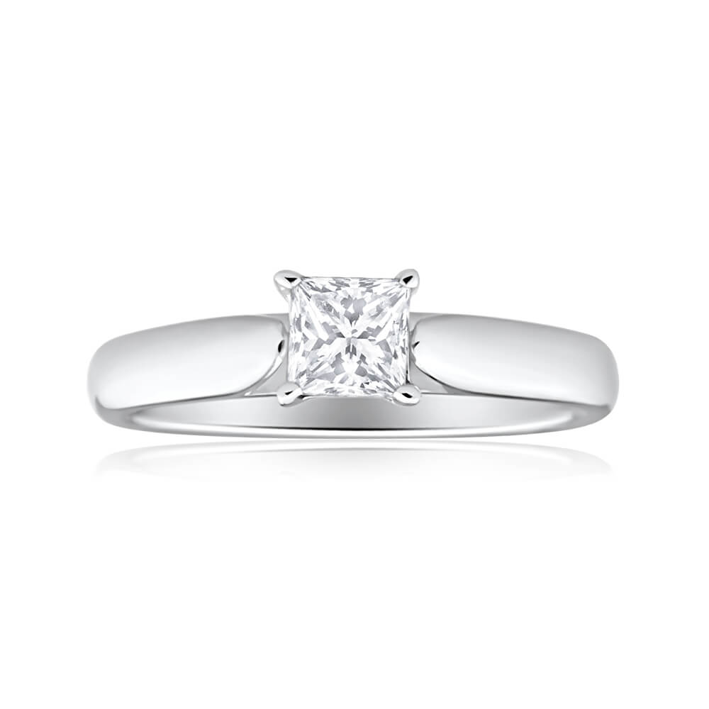 Exquisite 18 Carat White Gold Solitaire Engagement and Anniversary Ring Featuring a 0.5 Carat Diamond Set in a Four-Claw Setting
