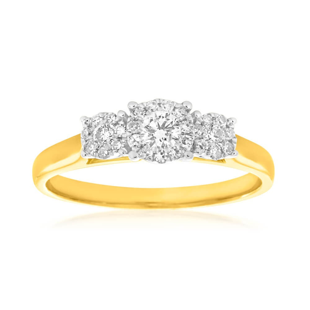 Exquisite 18 Carat Yellow Gold 0.25 Carat Diamond Trilogy Ring Adorned with 28 Sparkling Diamonds
