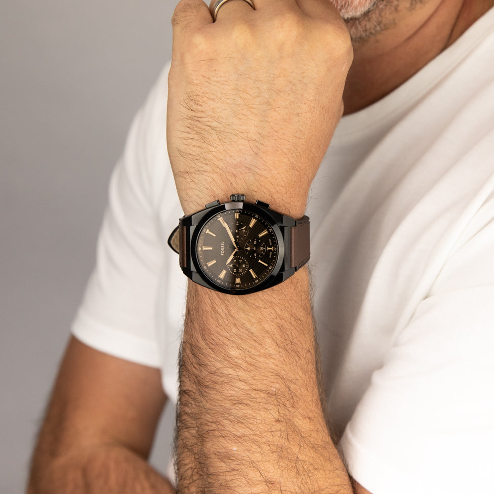 Fossil Everett FS6108 Men's Chronograph Watch with Stylish Design