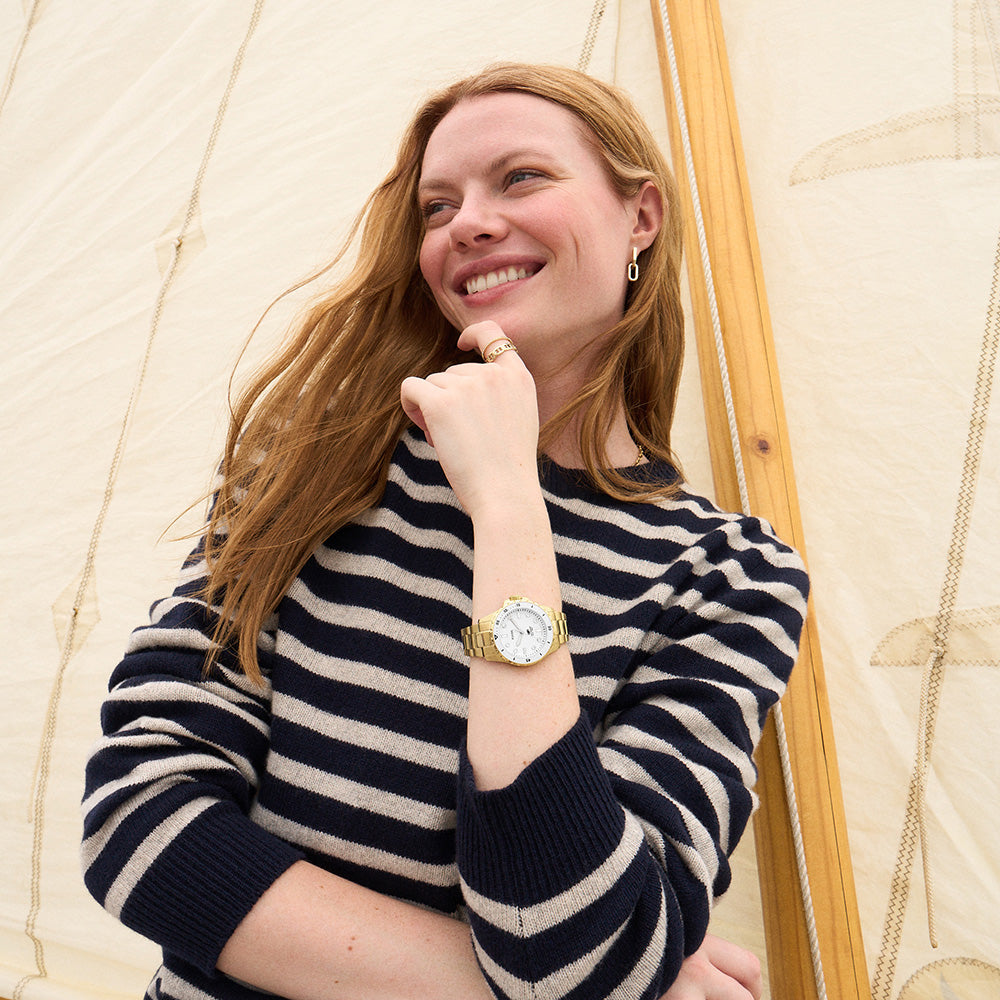 Fossil ES5350: Sophisticated Blue Watch with Gold - Tone Design