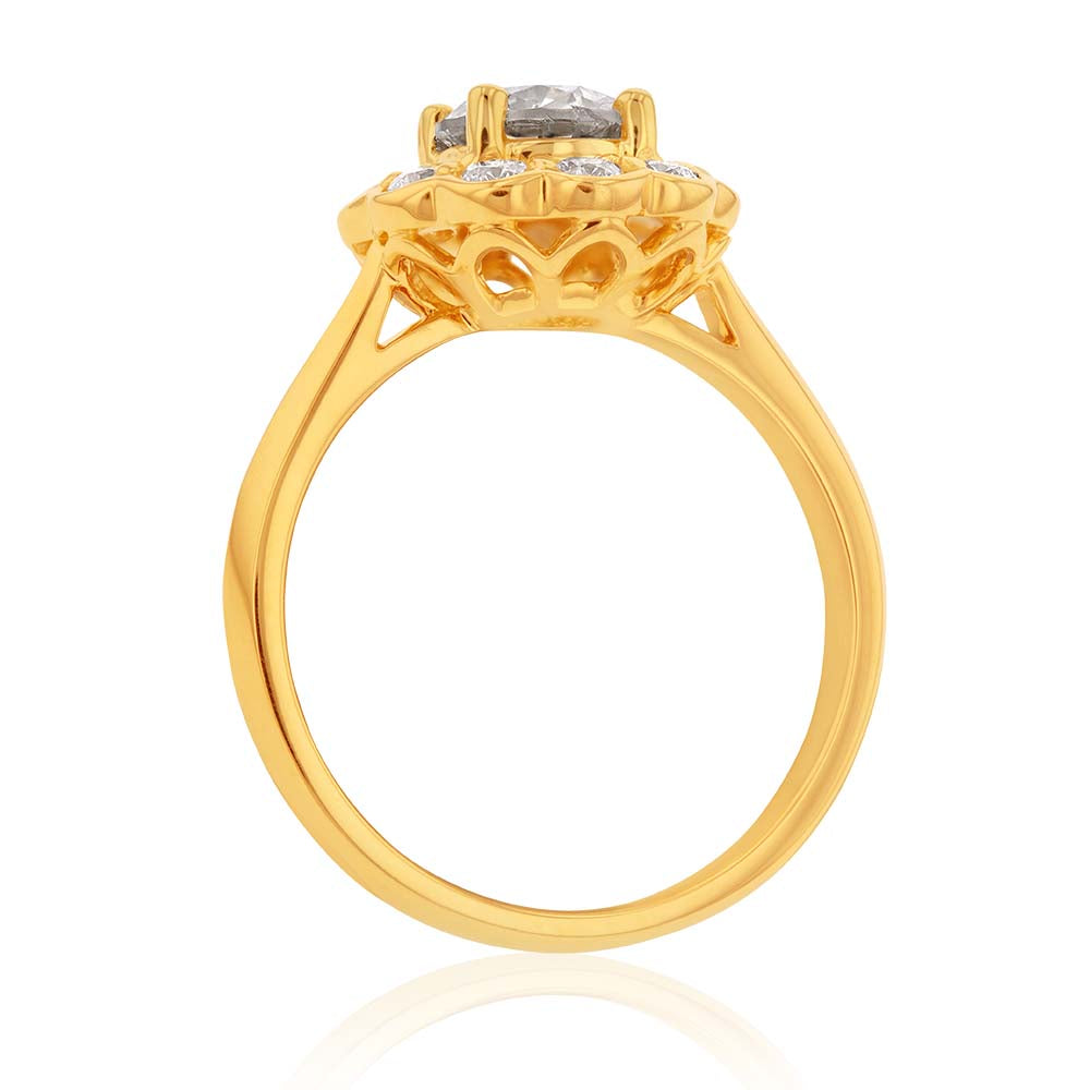 Exquisite 18 Carat Yellow Gold Diamond Flower Ring with a Total of 1.40 Carats of Sparkling Diamonds
