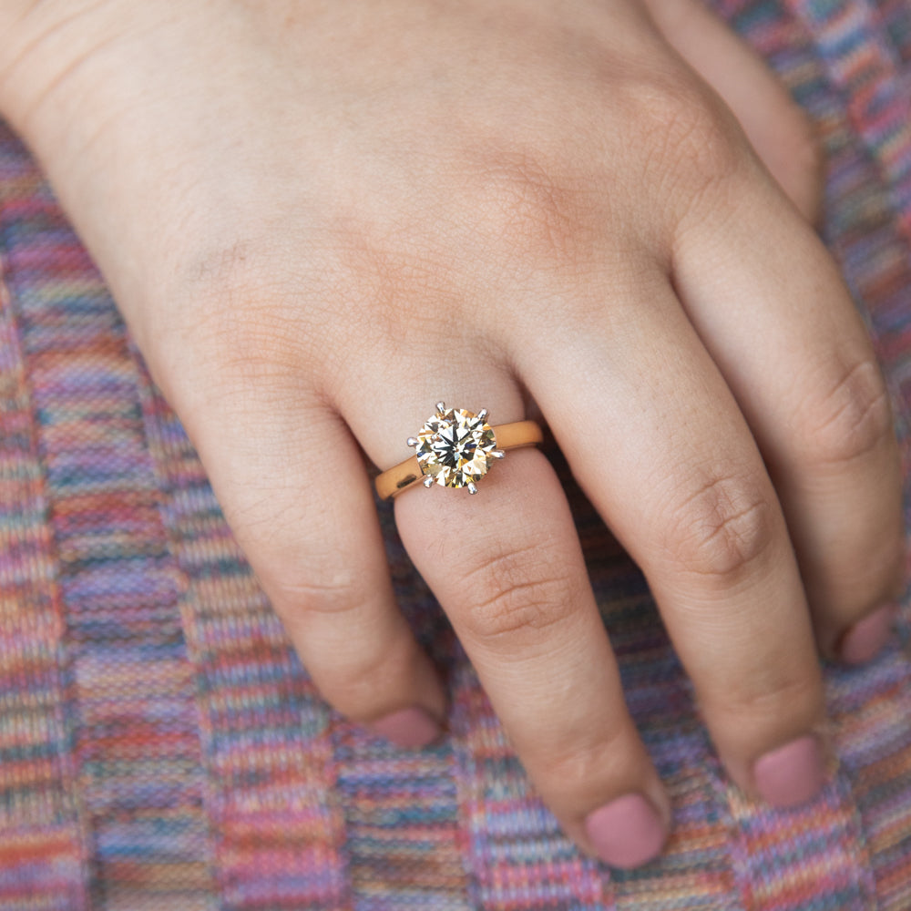 Exquisite 18ct Yellow Gold Solitaire Ring Featuring a 3-Carat Australian Diamond