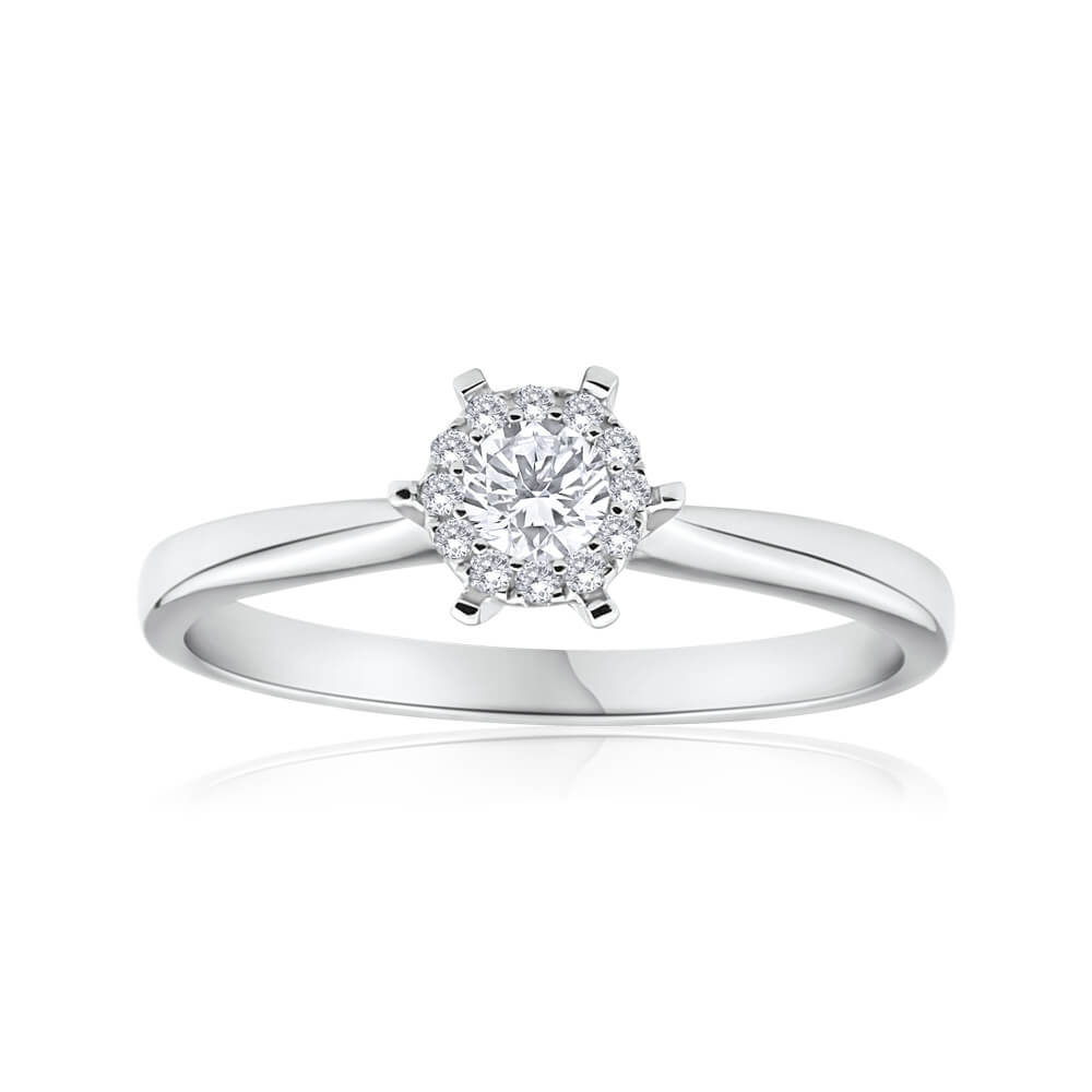 Exquisite 18 - carat White Gold Diamond Ring Featuring 0.25 Carats of Claw - set Diamonds