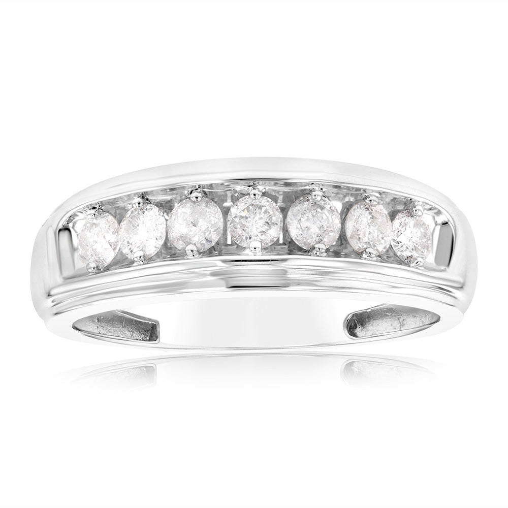 Gents' 3/4 Carat Diamond Ring Crafted in 10ct White Gold for Elegant Style