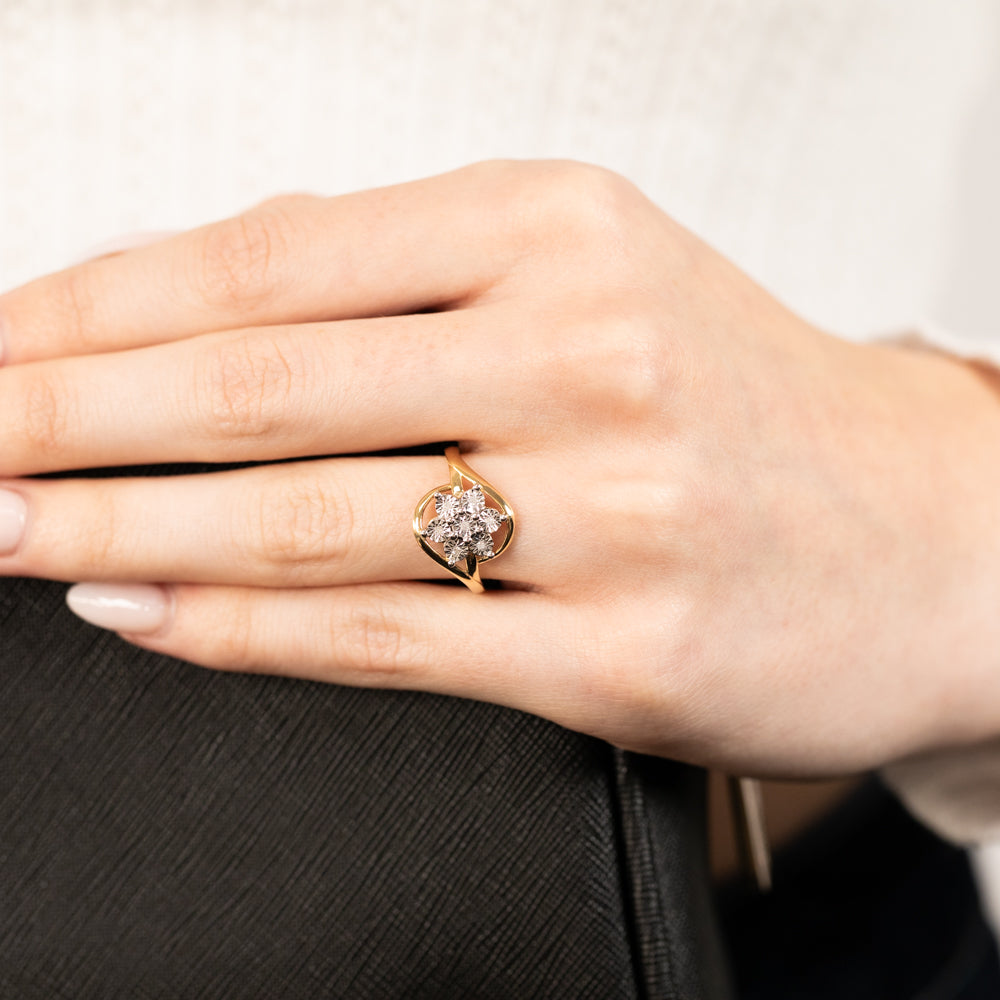 Exquisite 9ct White and Yellow Gold Cross Over Diamond Ring for Elegance