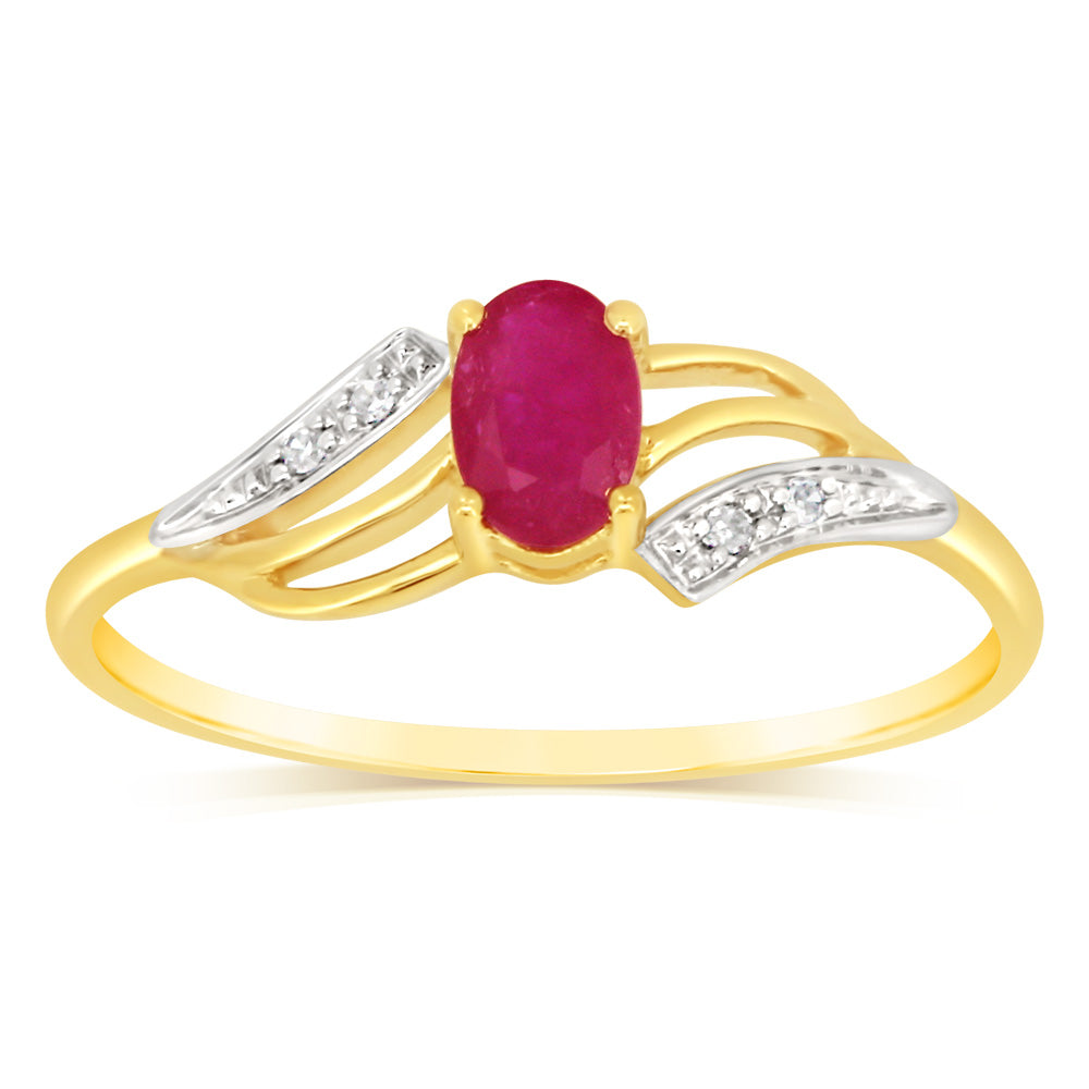 Exquisite 9 Carat Yellow Gold Ring Featuring 0.65 Carat Natural Ruby and Diamonds