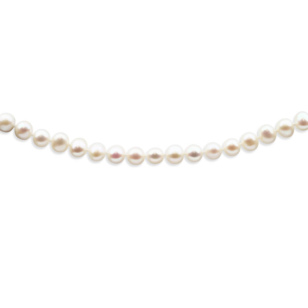 45cm Cream-colored Freshwater Pearl Necklace for Elegant Look